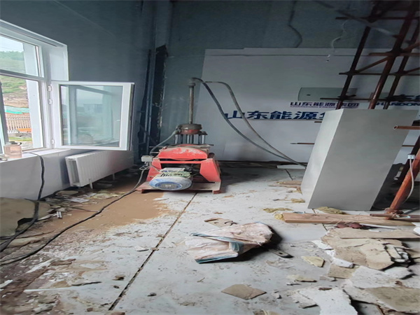 皋兰地基基础下沉墙体裂缝加固注浆顶升施工